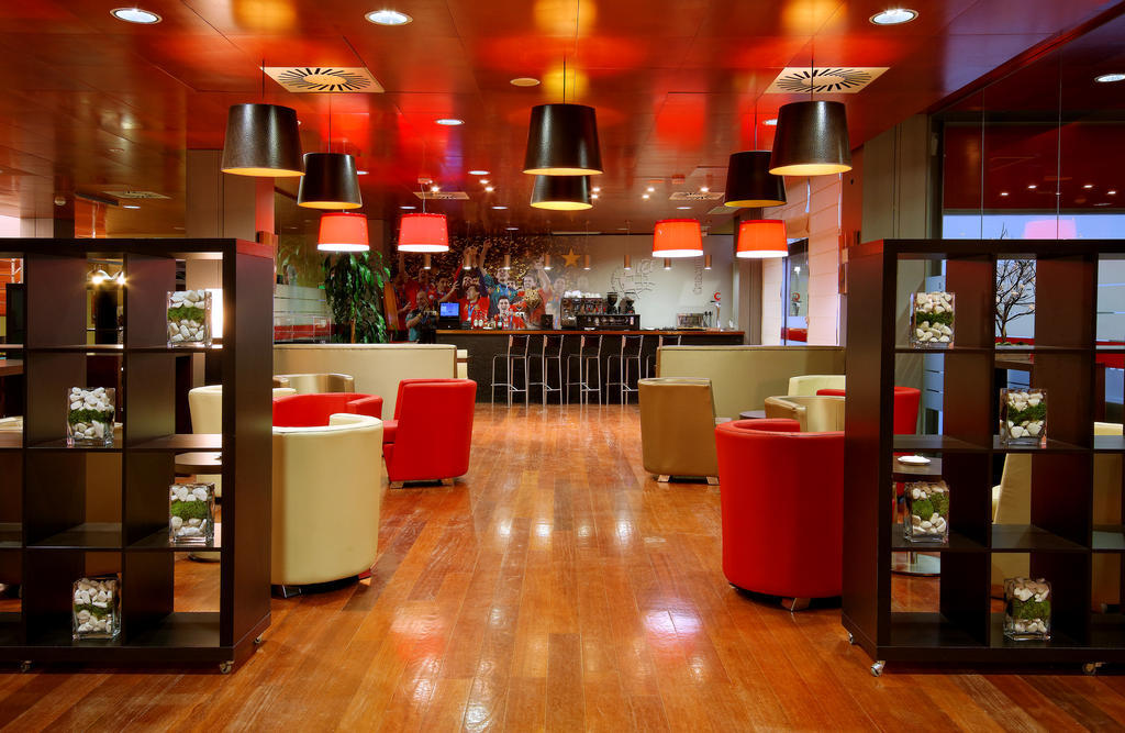 Hotelsefutbol Las Rozas de Madrid Buitenkant foto